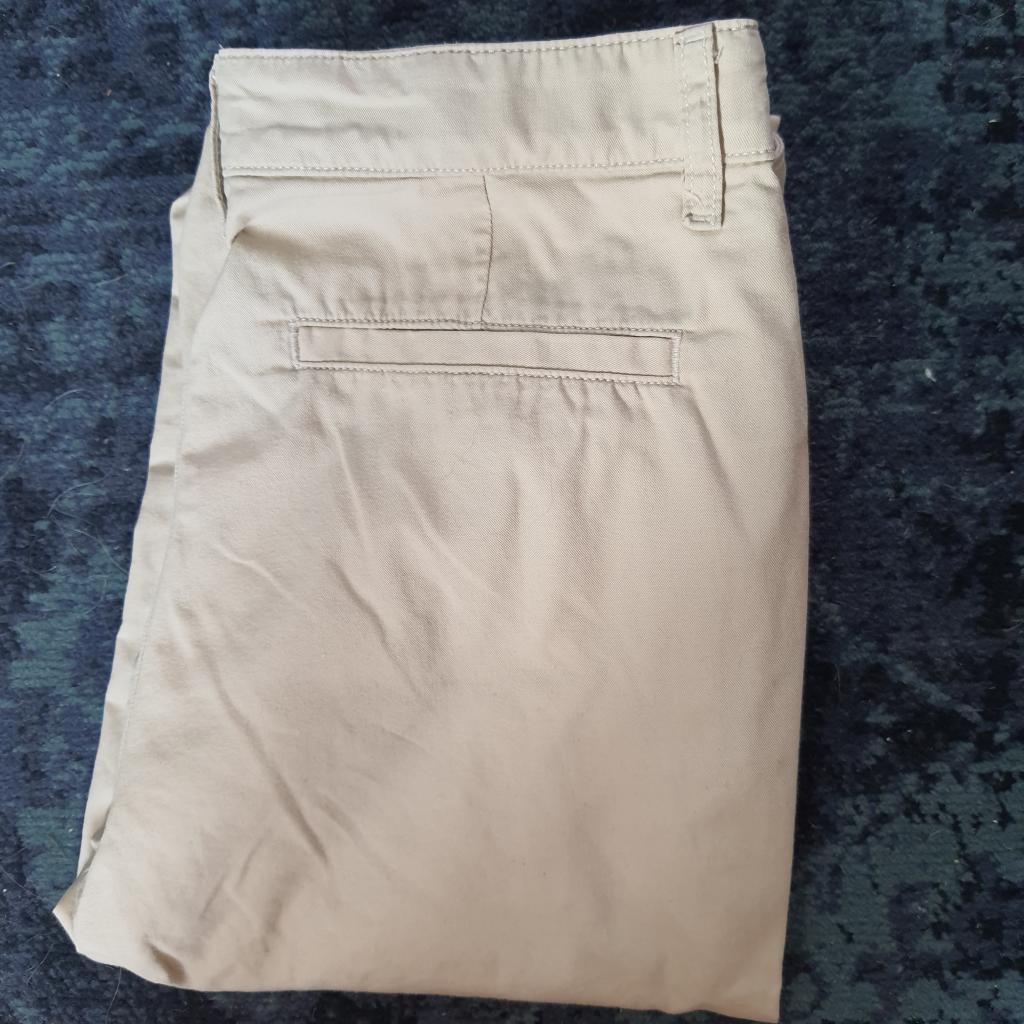 H&M,buks,lysbeige,134
