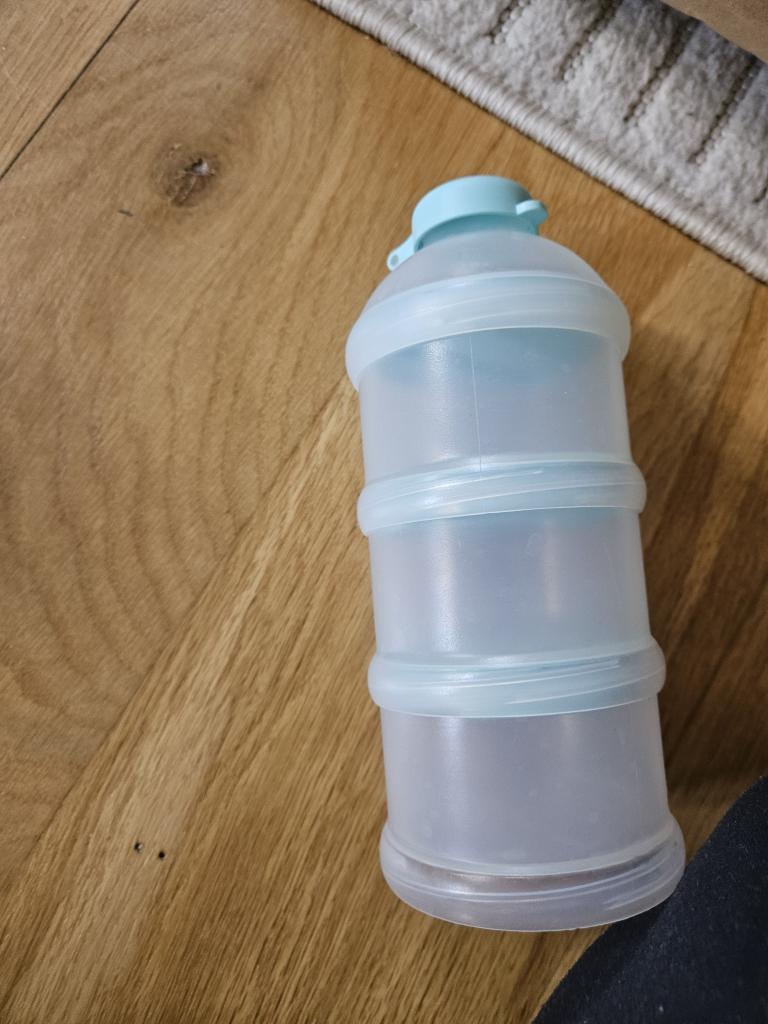 Nuk mælkepulverdosere