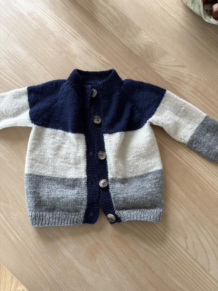 Strikket cardigan 62