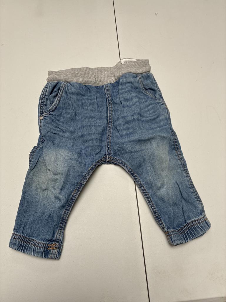 Blå babyjeans