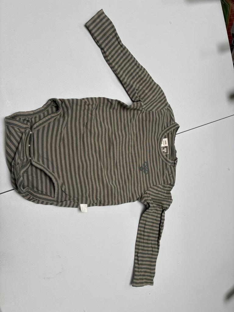Hummel body str. 74