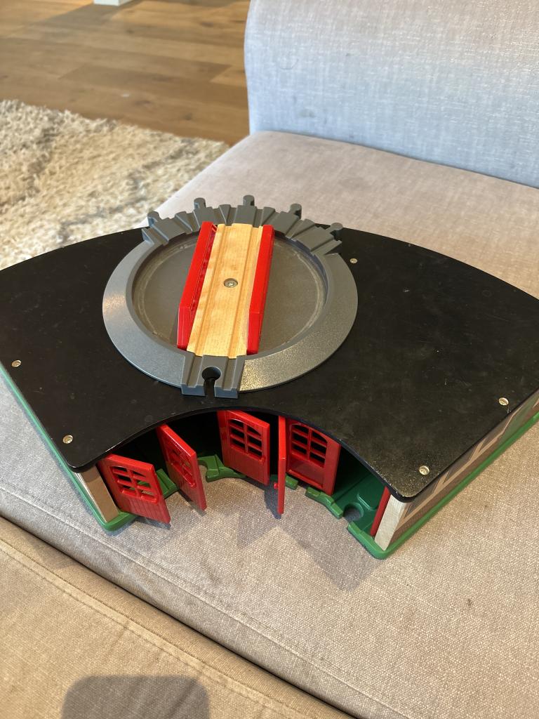Brio tog remise + dreje