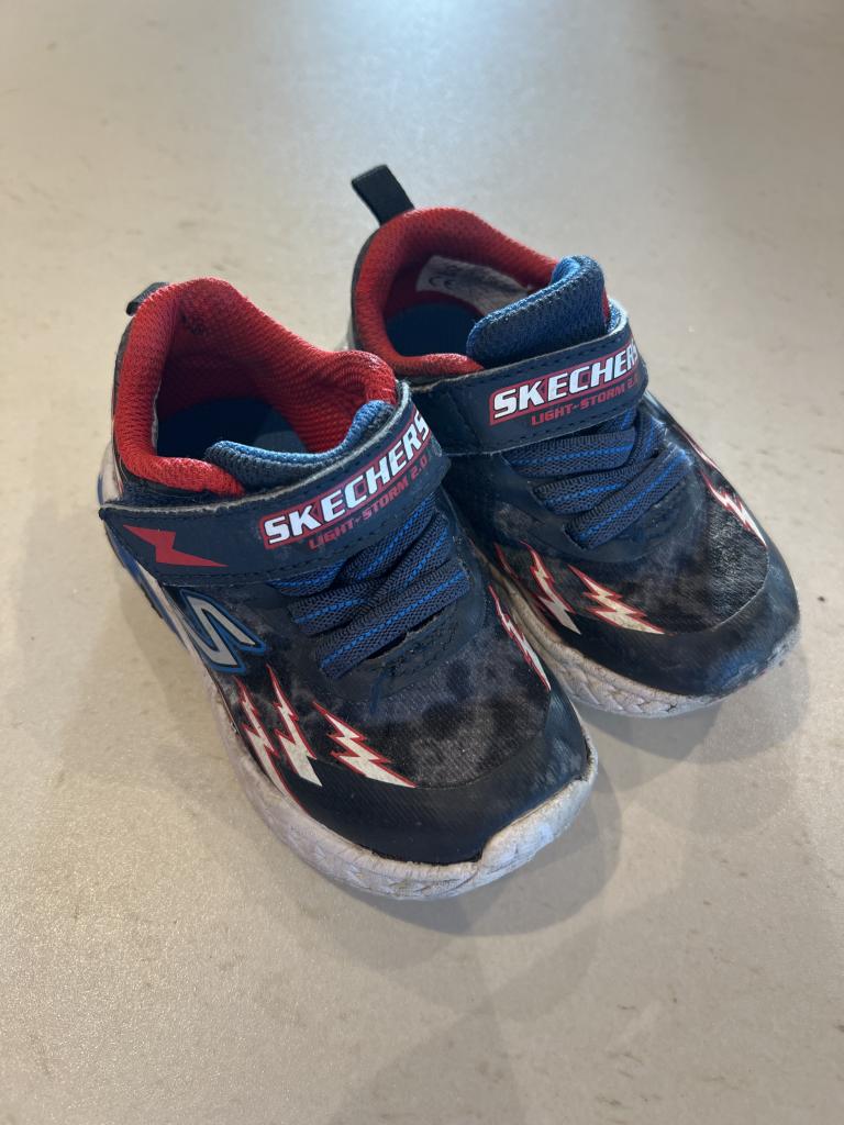 Skechers sneakers str22