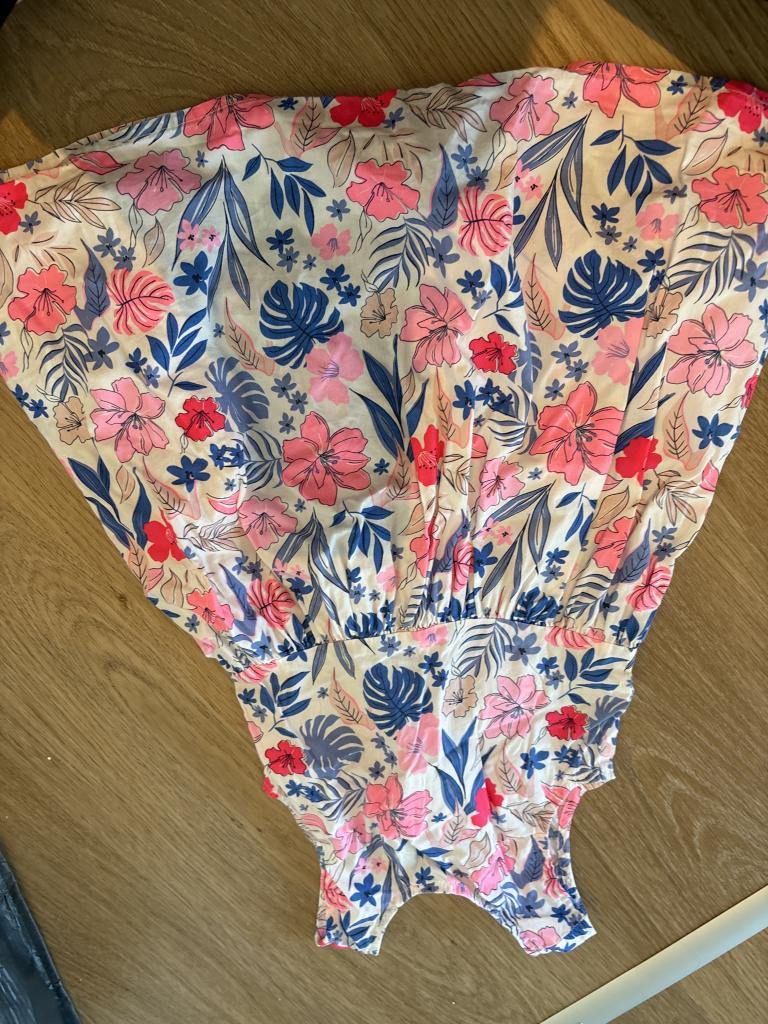 Blomstret kjole
