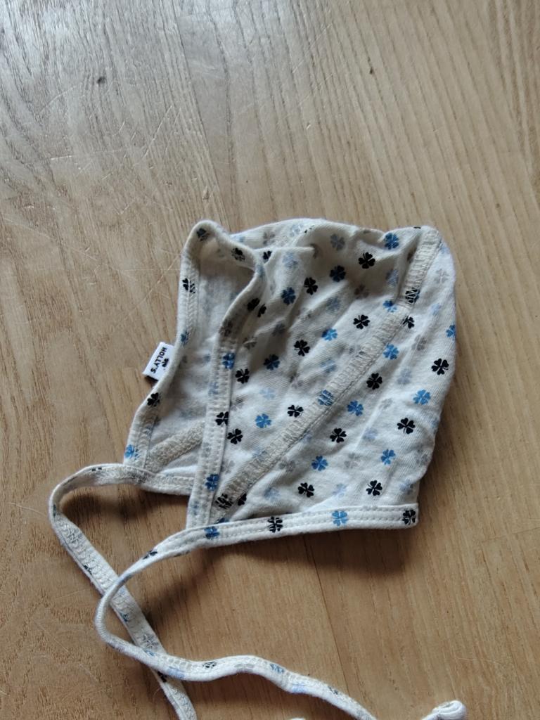 Babyhue nyfødt