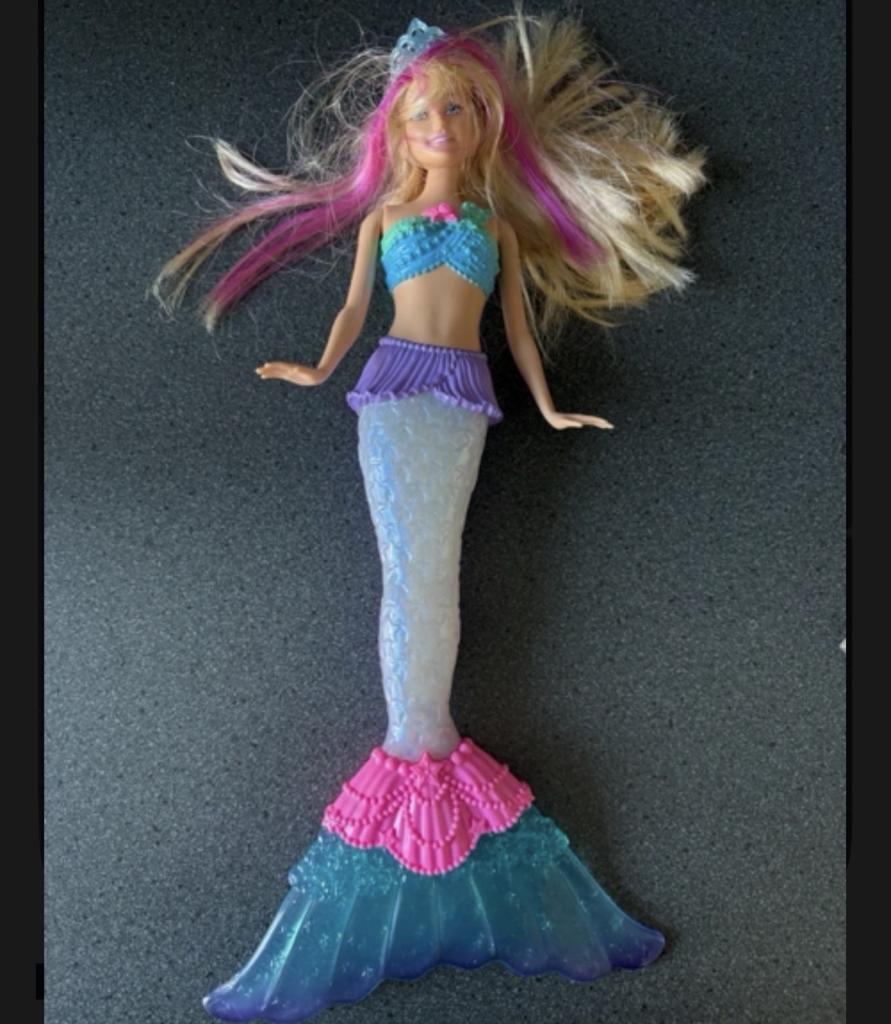 Barbie havfrue med lys
