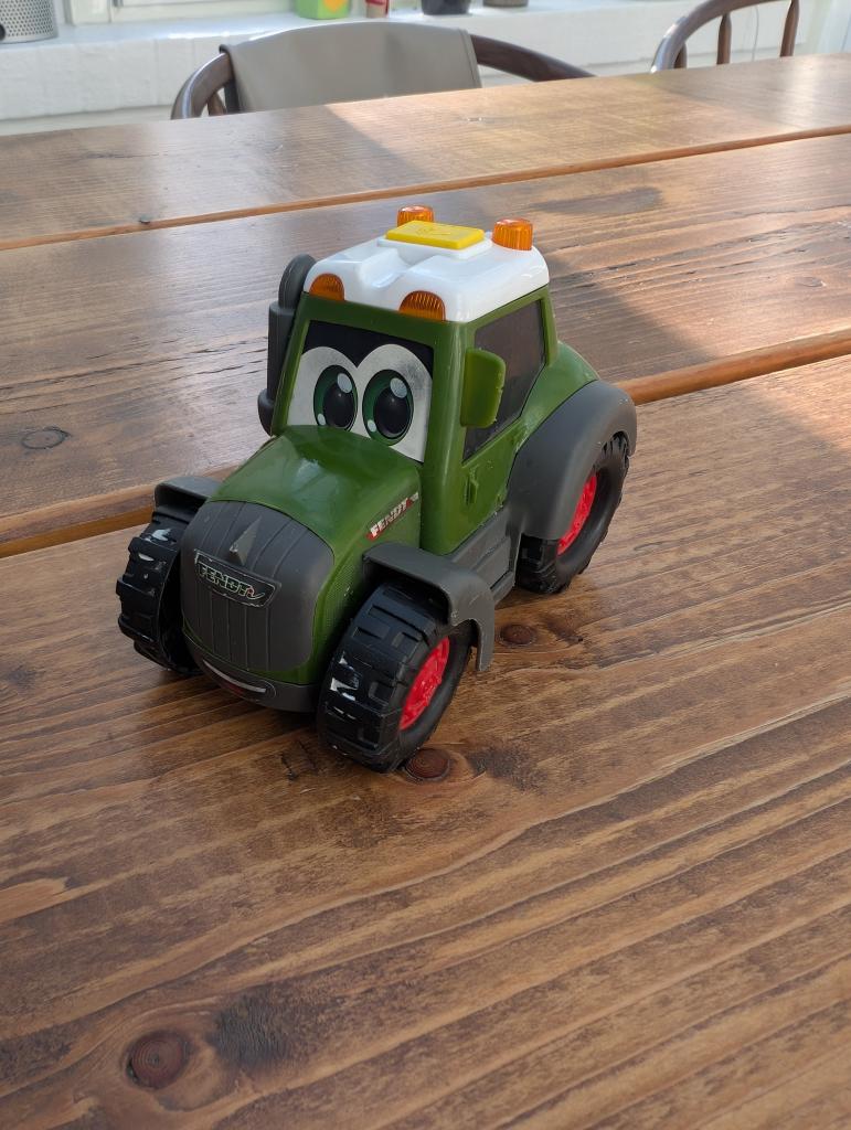 Dickie Traktor lyd