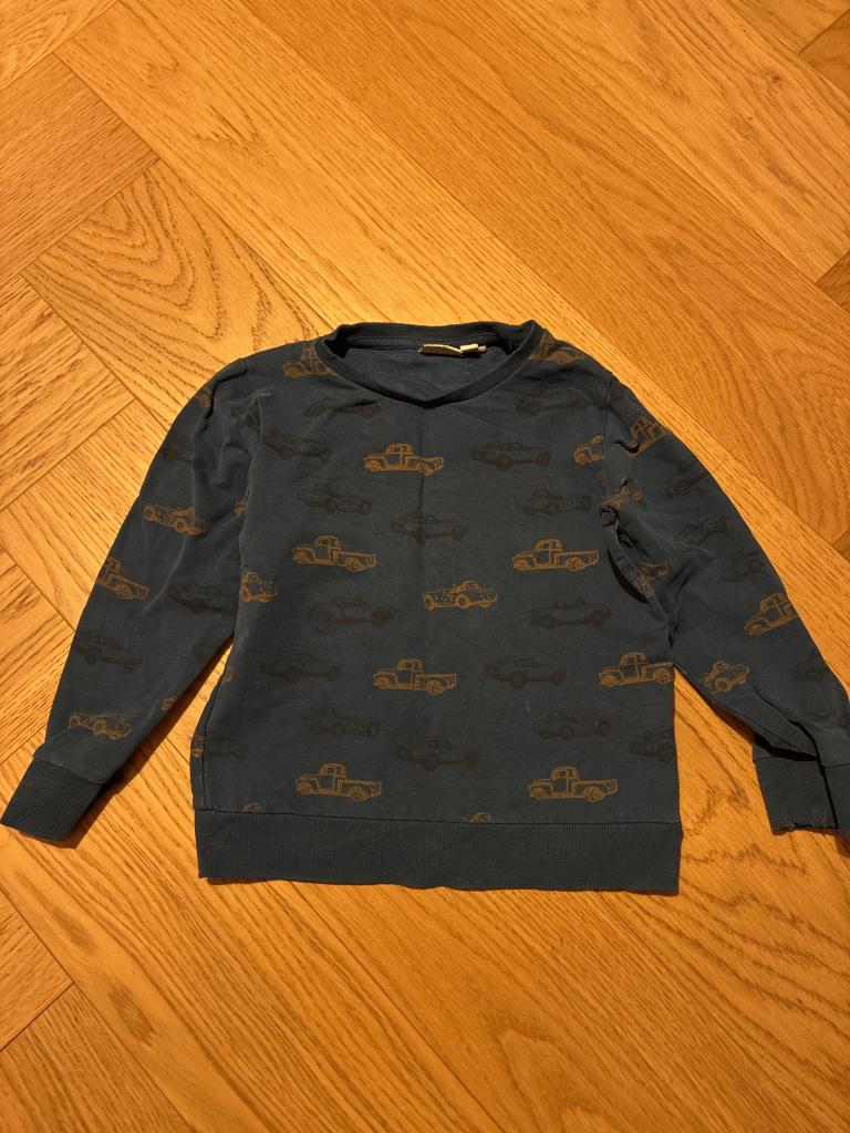Blå bil-sweatshirt