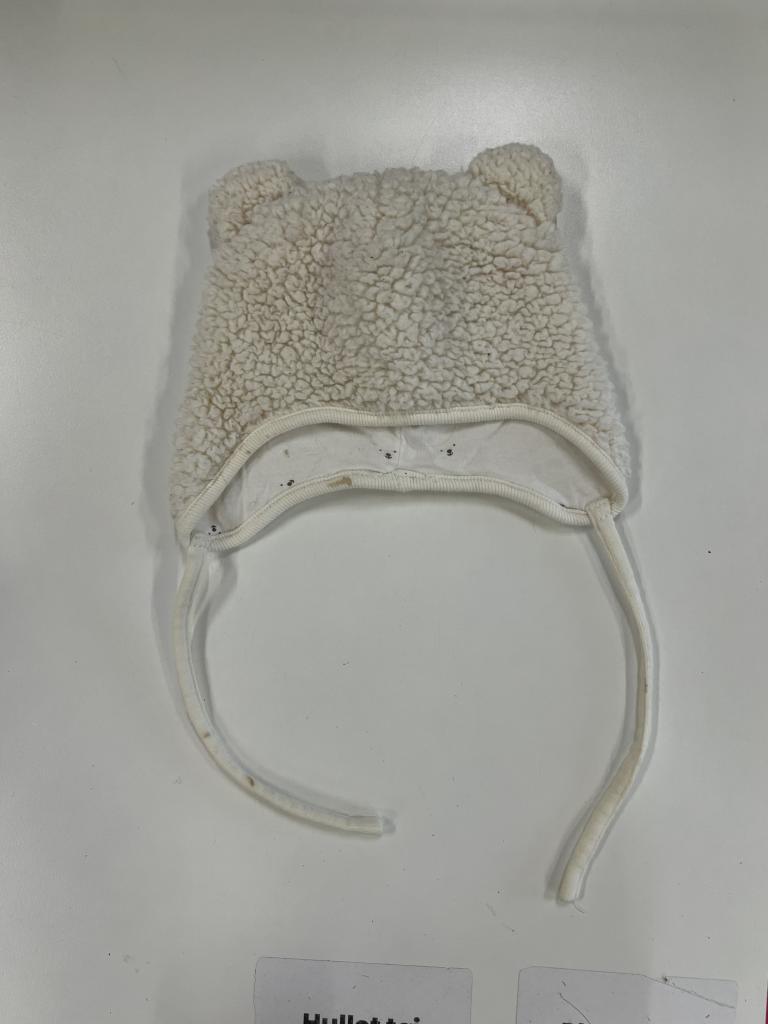 H&M Hvid teddy hue, 62