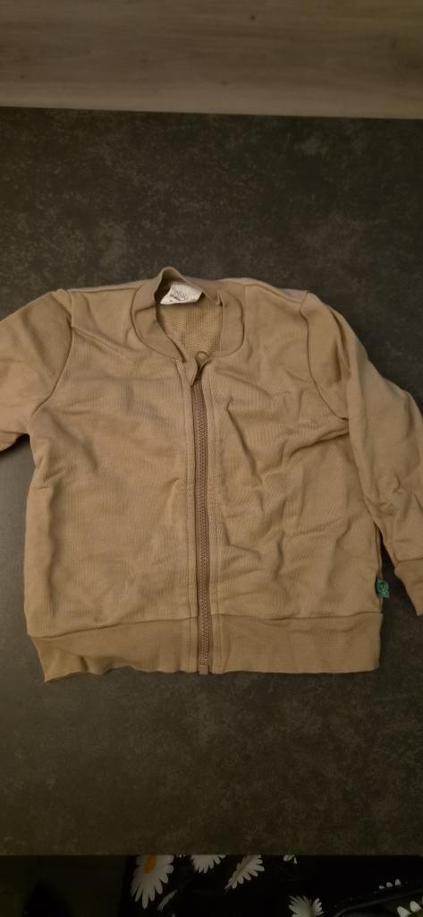 Beige cardigan 68