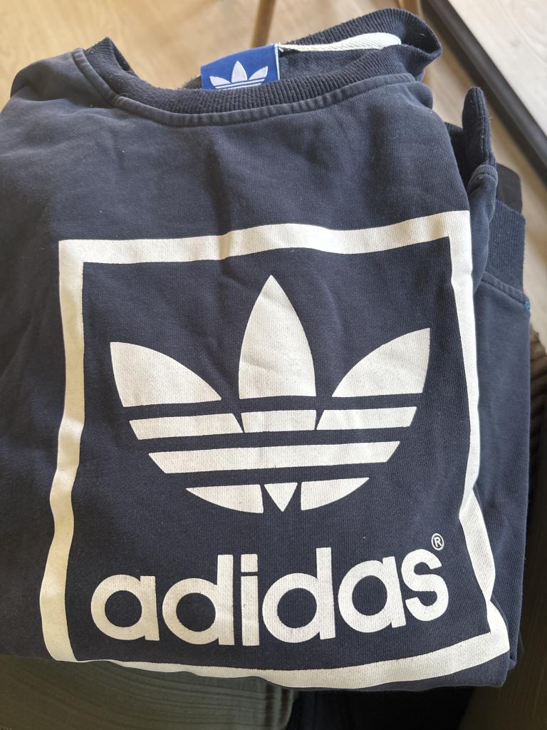 Adidas bluse