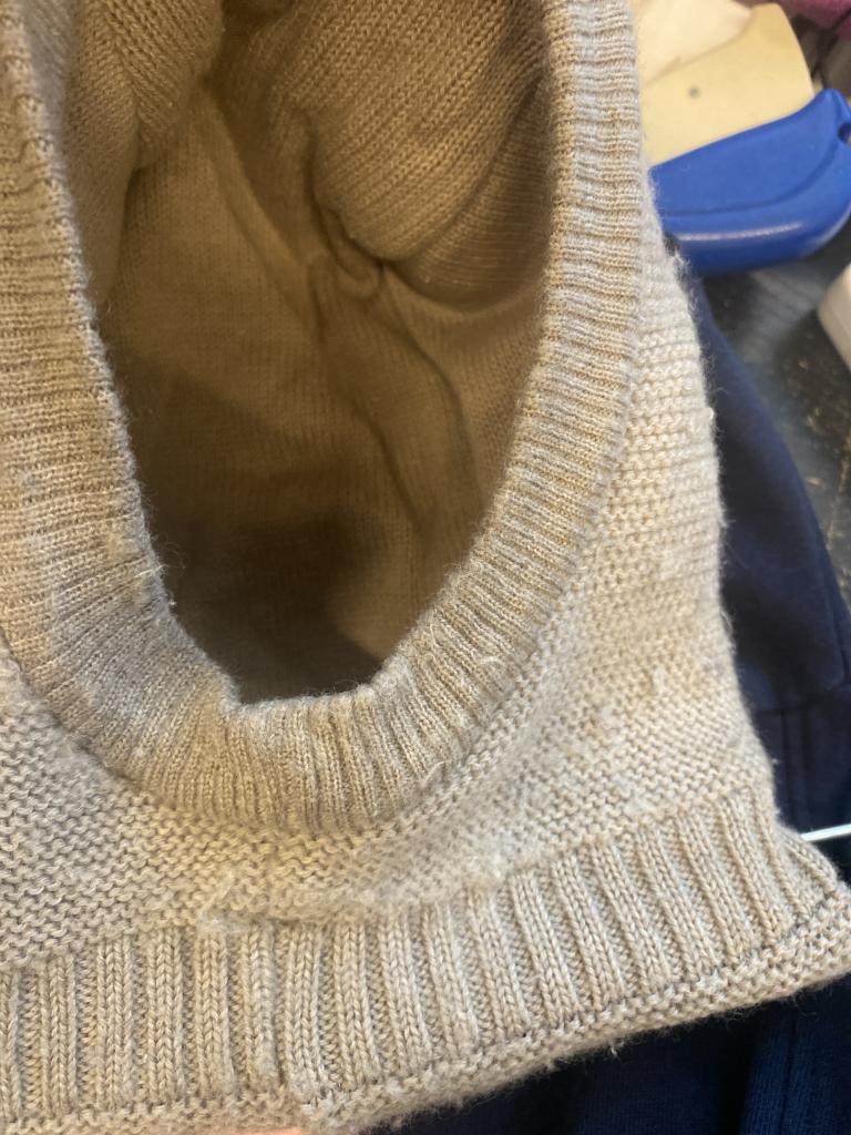 Beige elefanthue