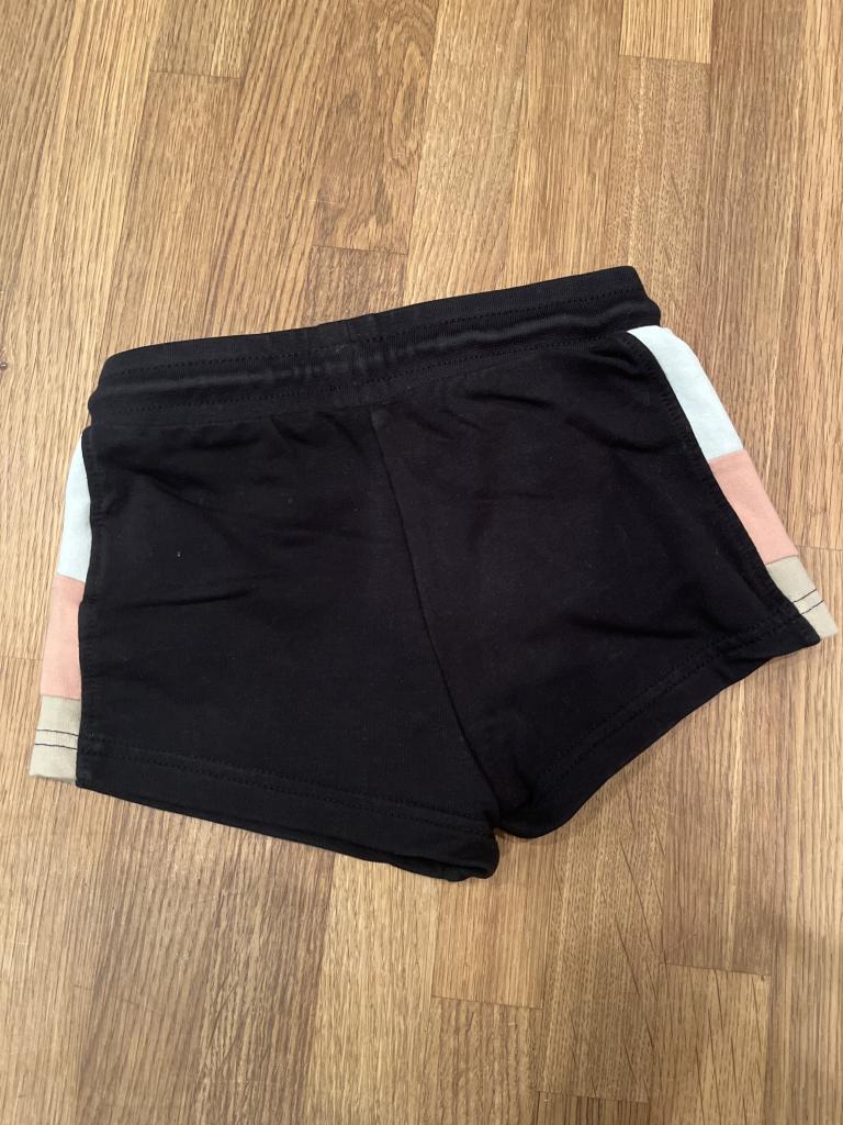 Hummel short sort m104