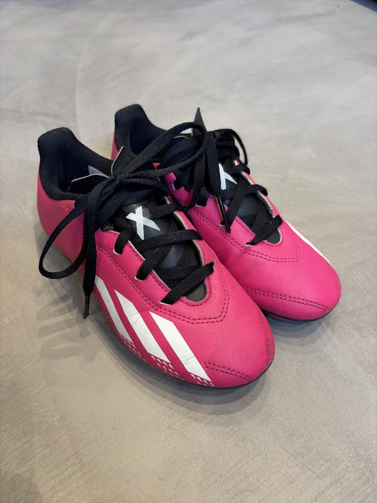 Adidas fodboldstøvler 31