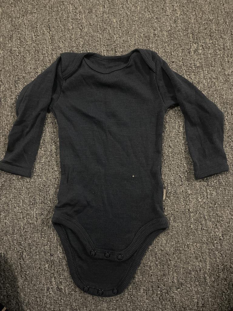 808 uldbody grå