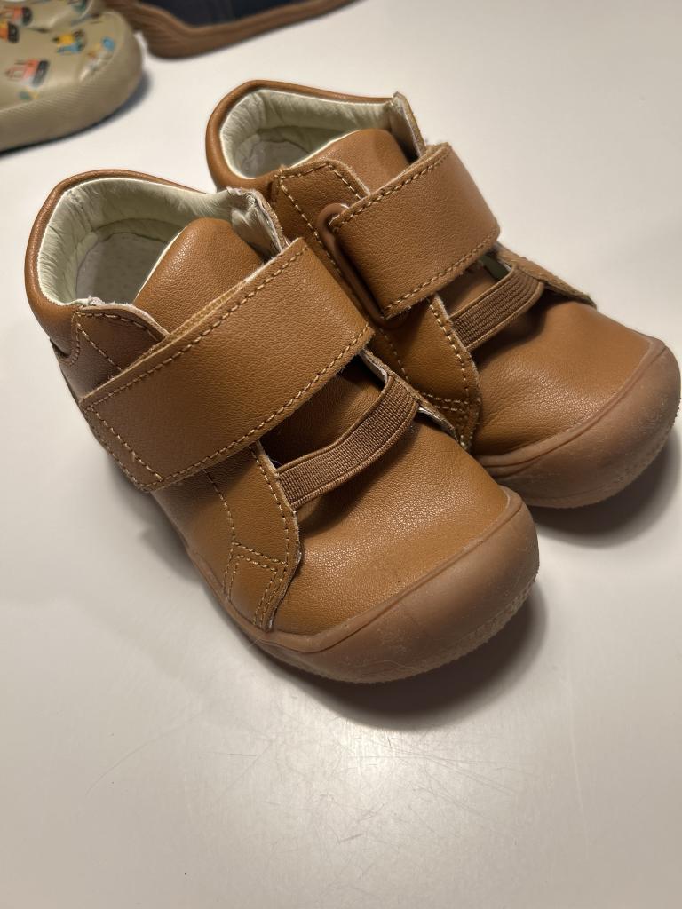 Brune VRS sko 23