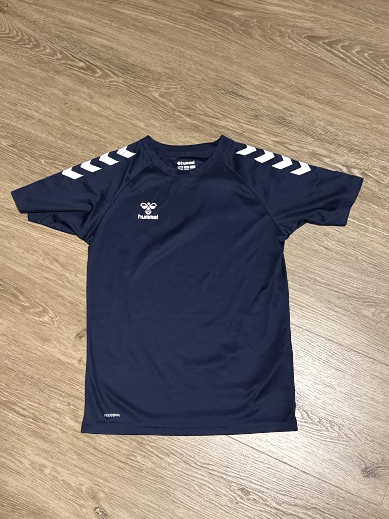 Blå himmel t-shirt 152