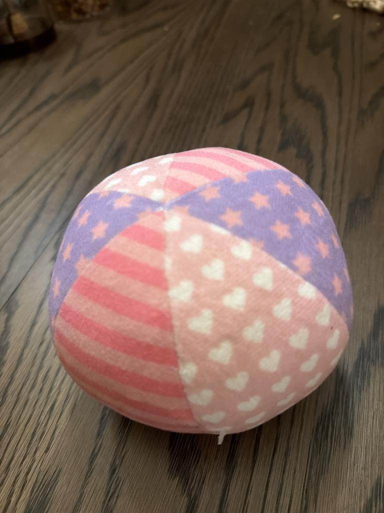 Blød rosa stofbold