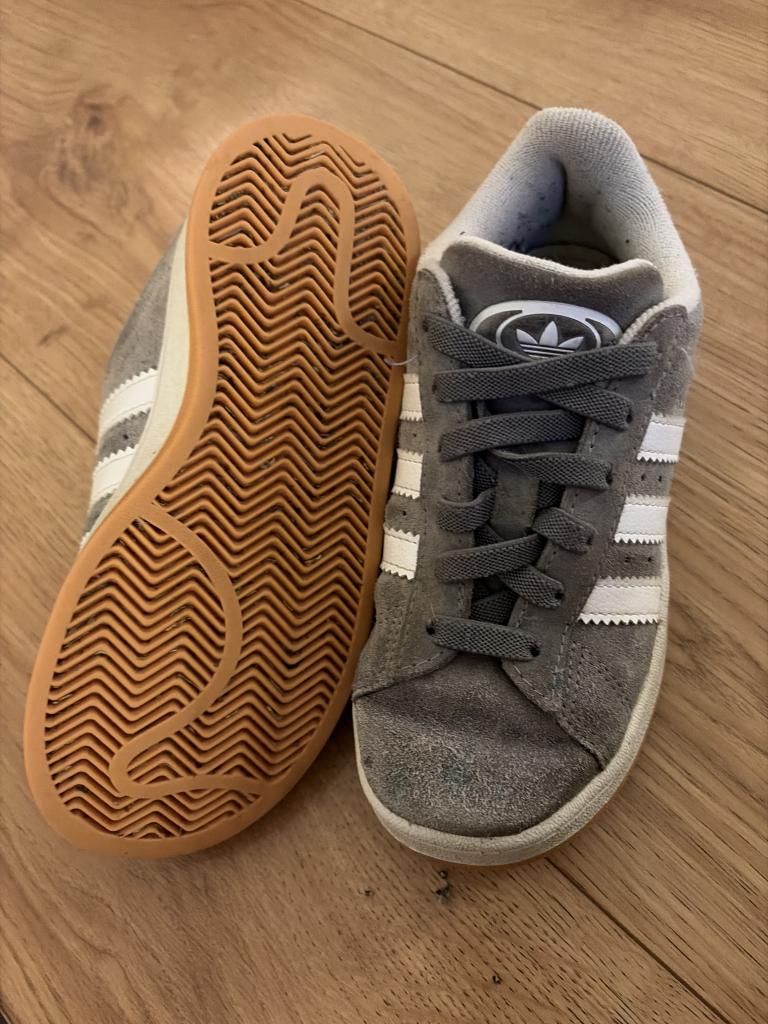 Adidas campus grå 31,5