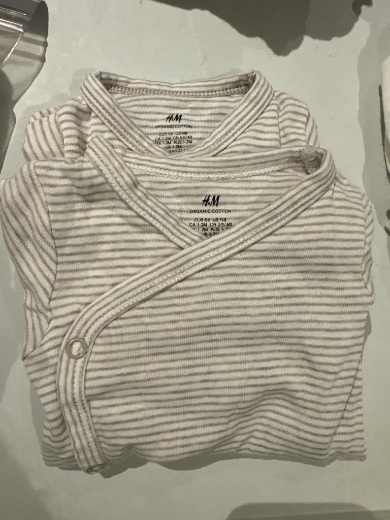 2 stk. H&M body str 56