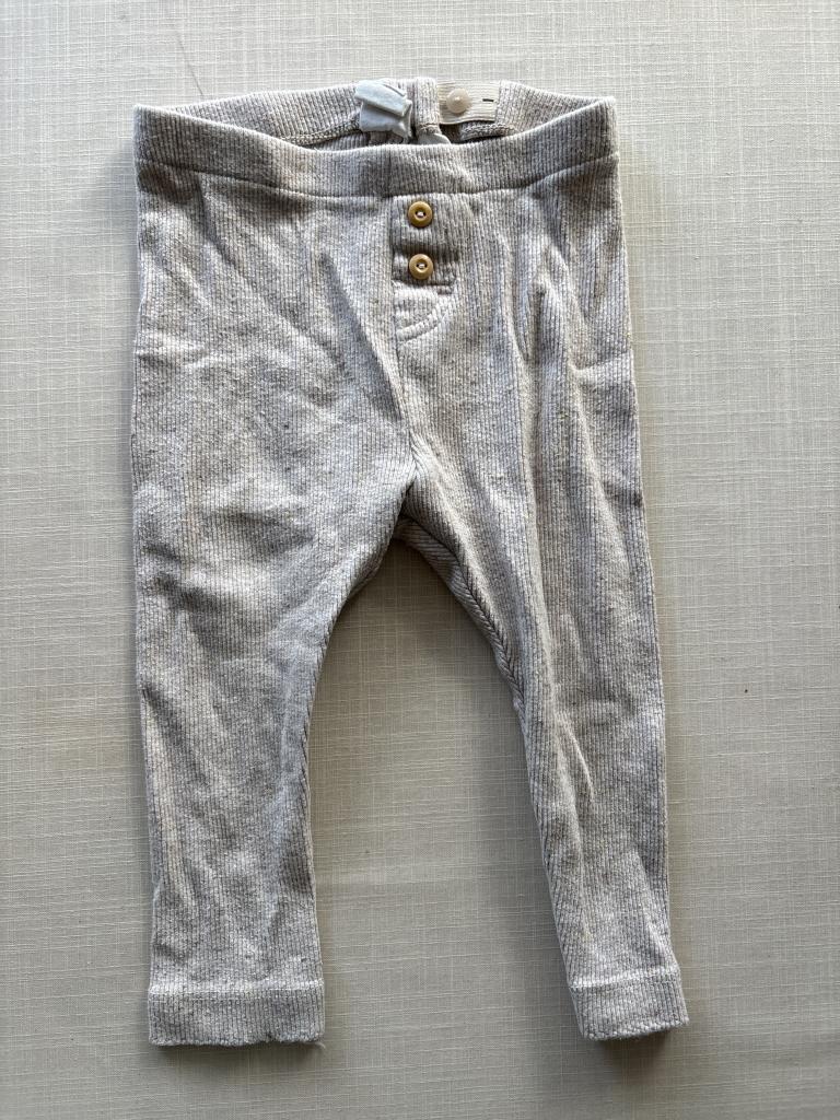 Beige buks HM 80