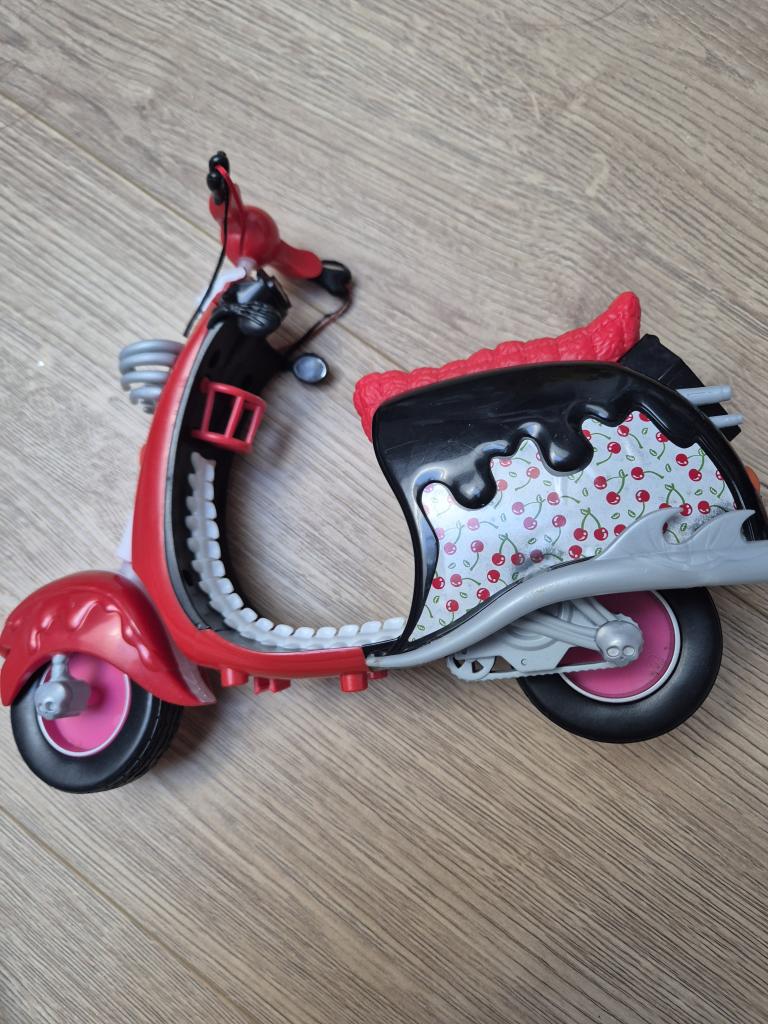 Barbie scooter