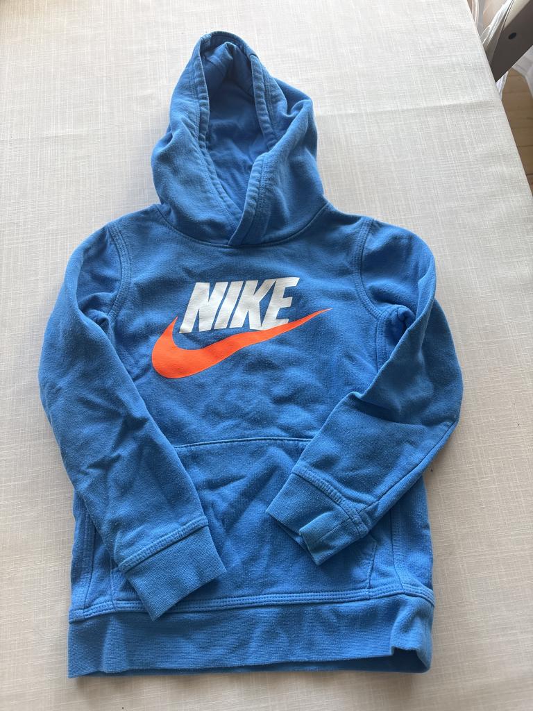Blå Nike sweat 110/116