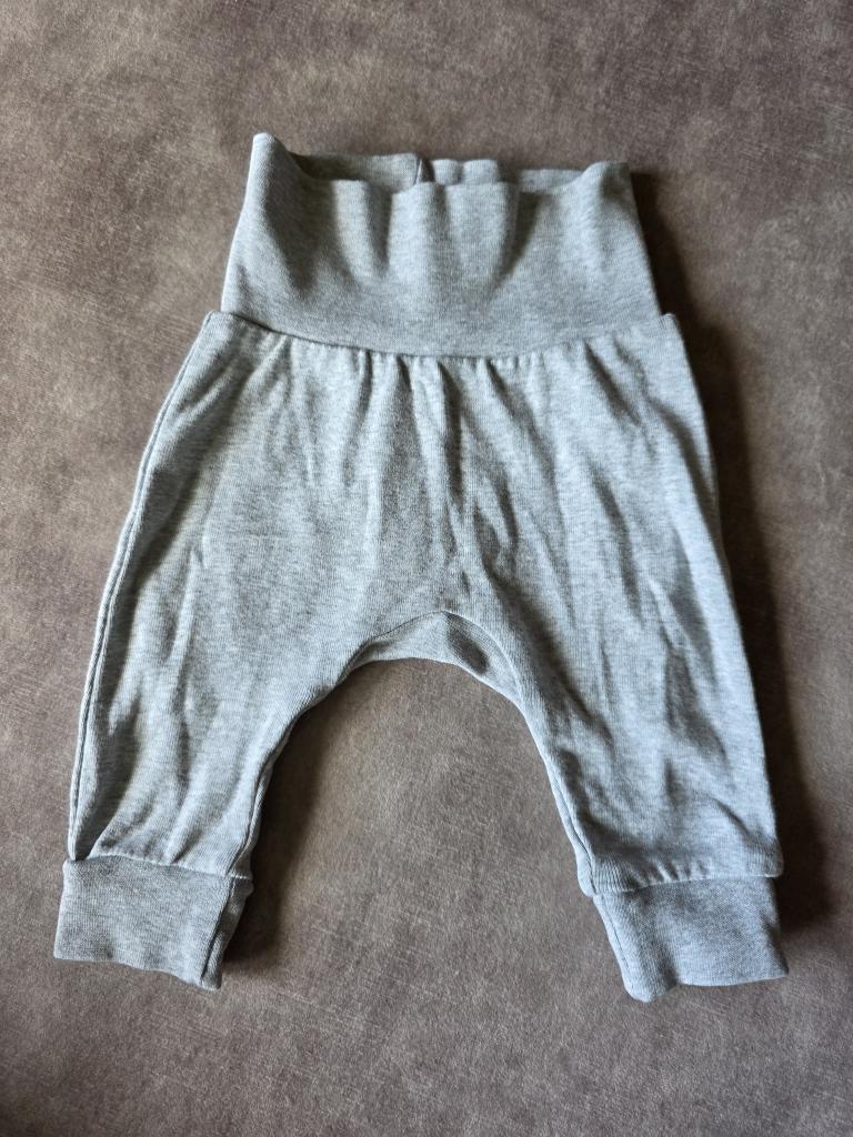 H&M lysegrå bukser 56