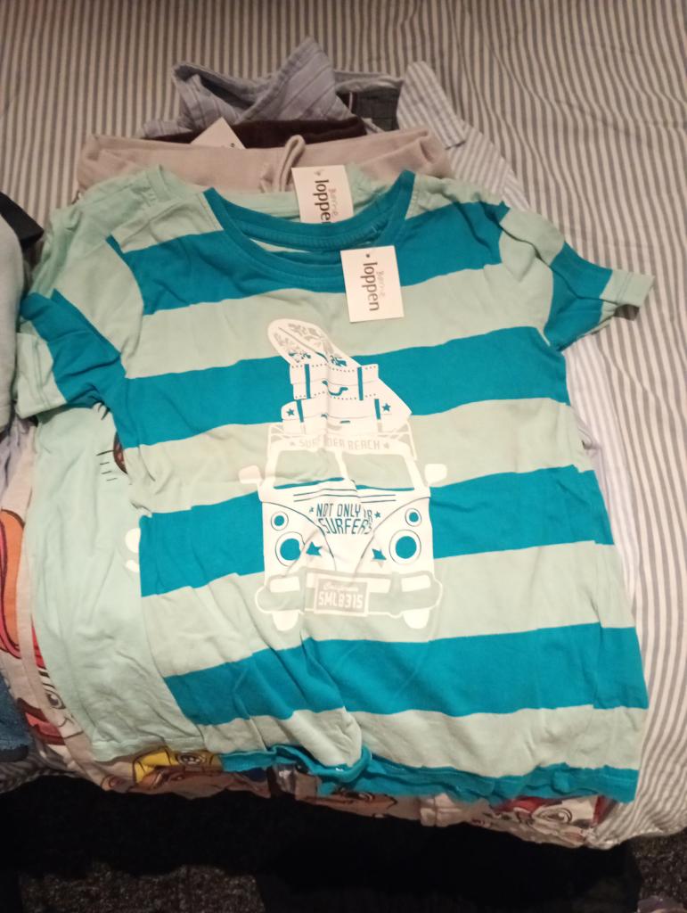 Blå stribe tshirt 122