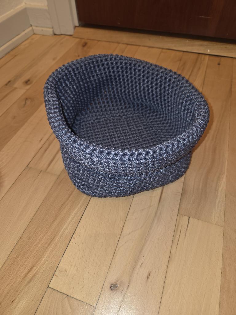 Blå opbevaringskurv