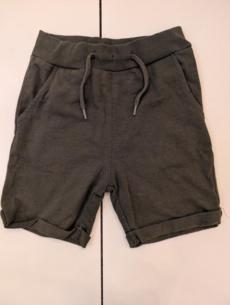 Grønne shorts 98/104
