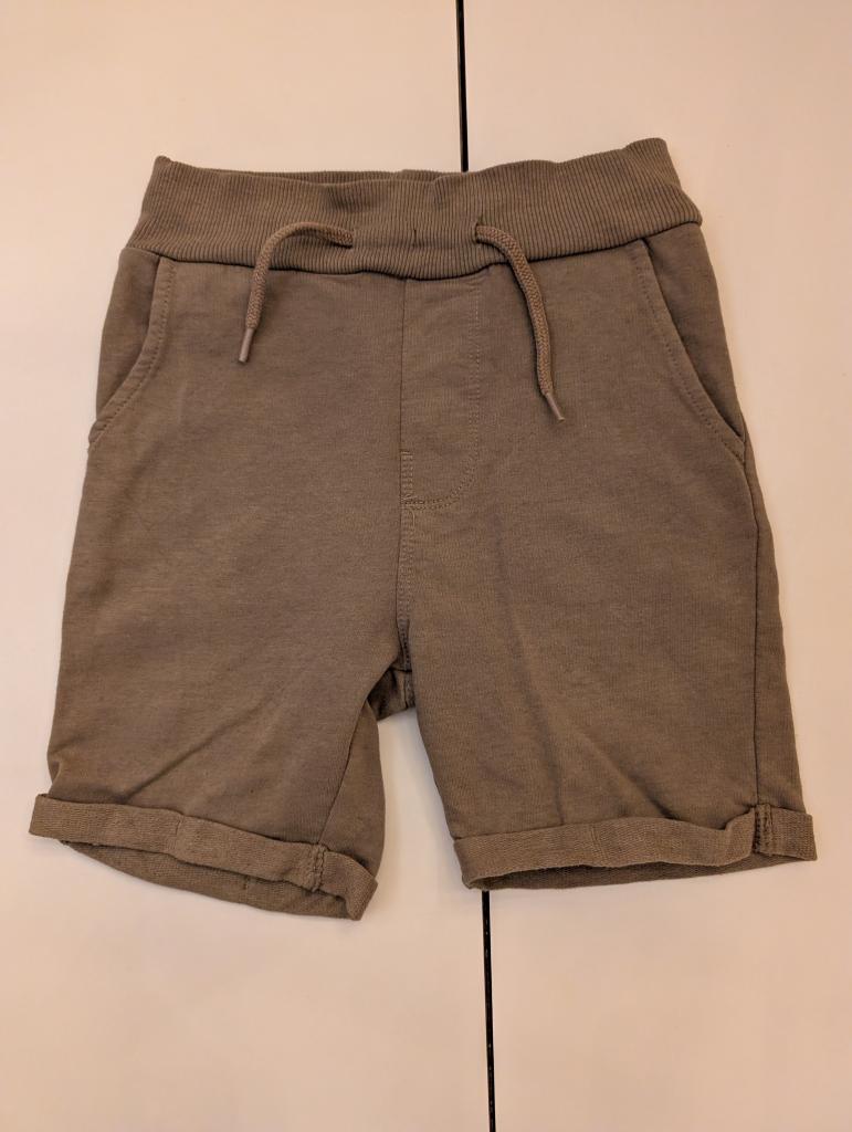 Brune shorts 98/104