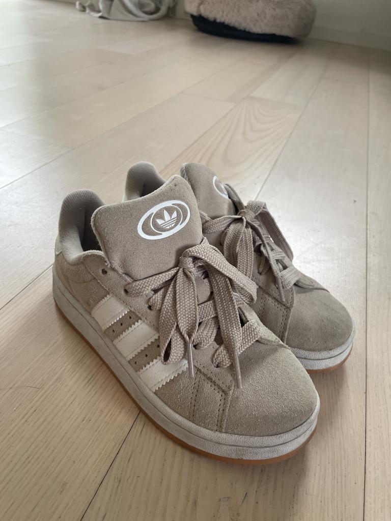 Adidas campus str 35