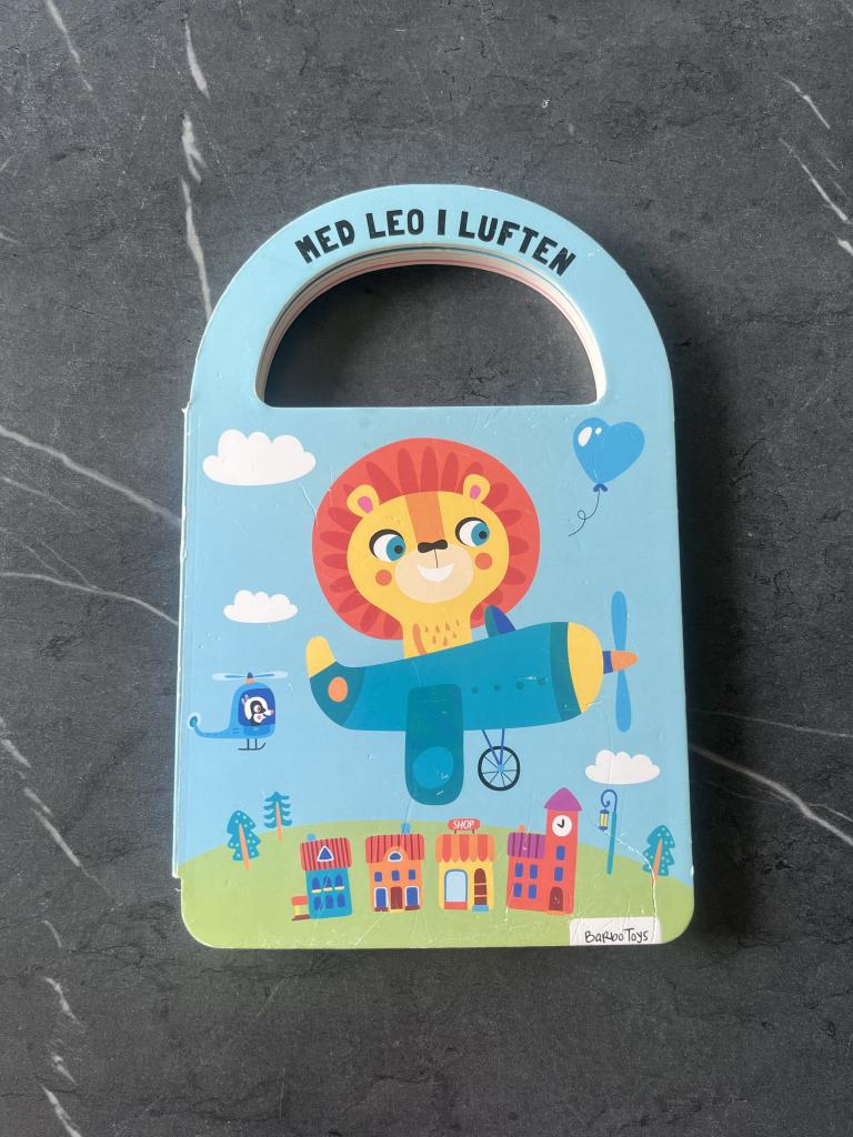 Med Leo i luften bog