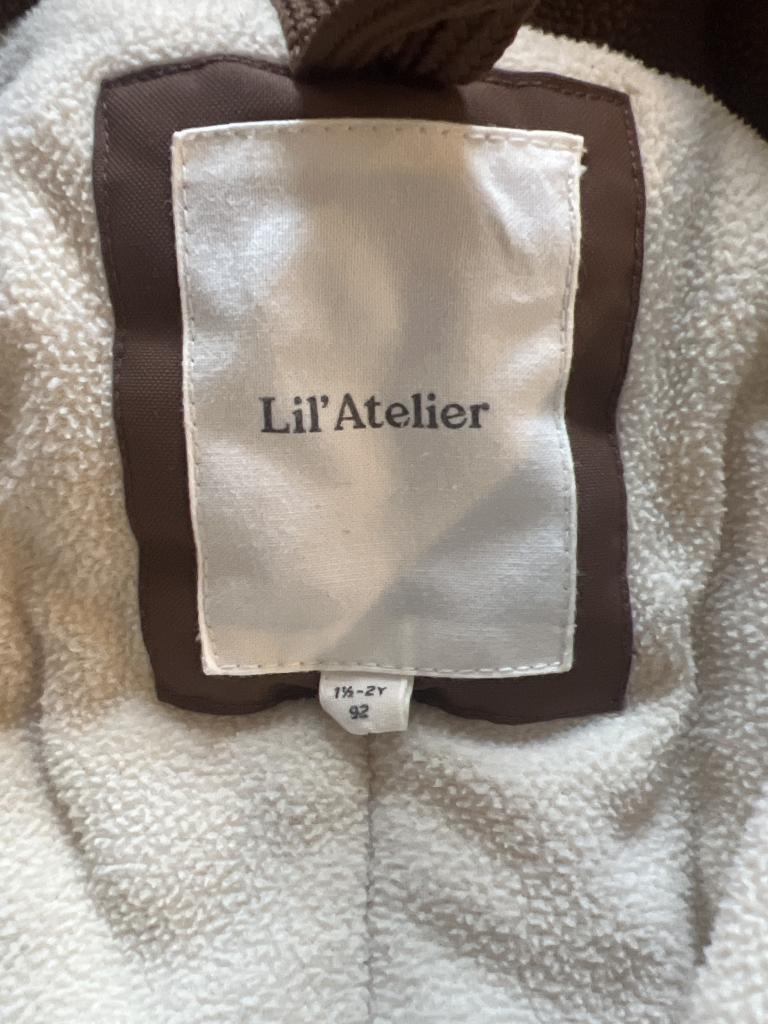 Lil' Atelier flyverdragt