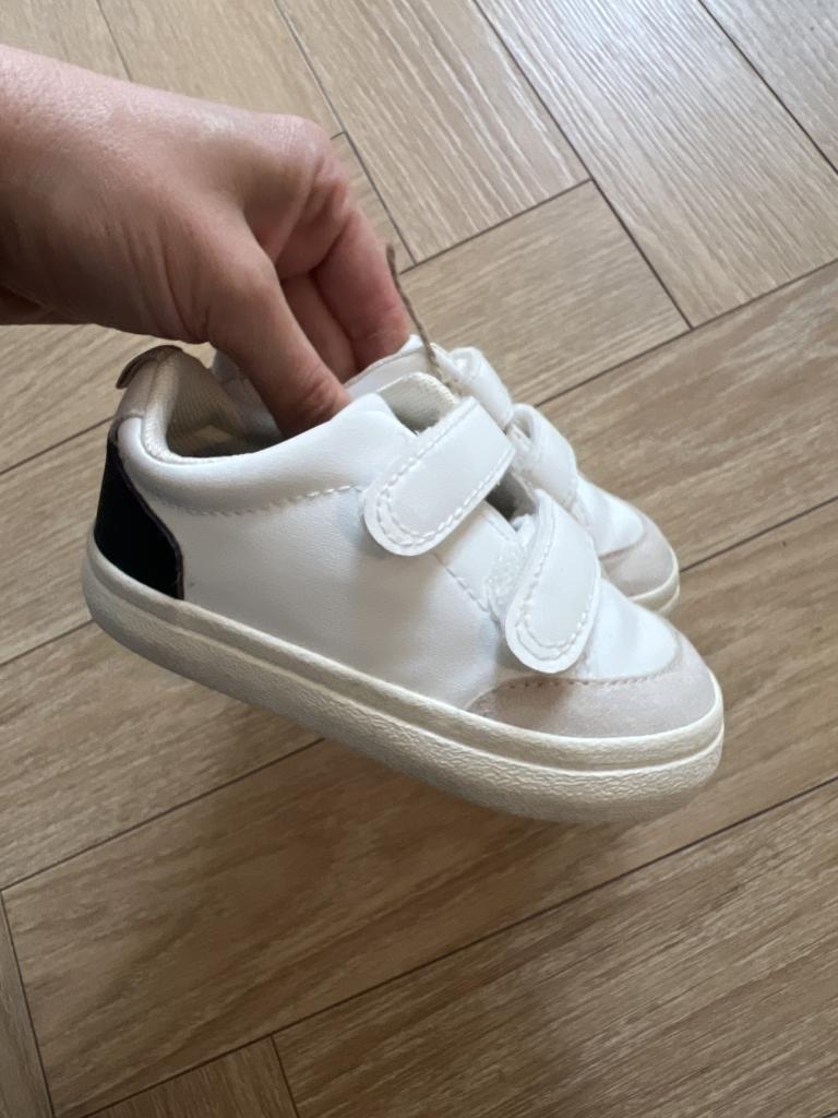 H&M sneakers