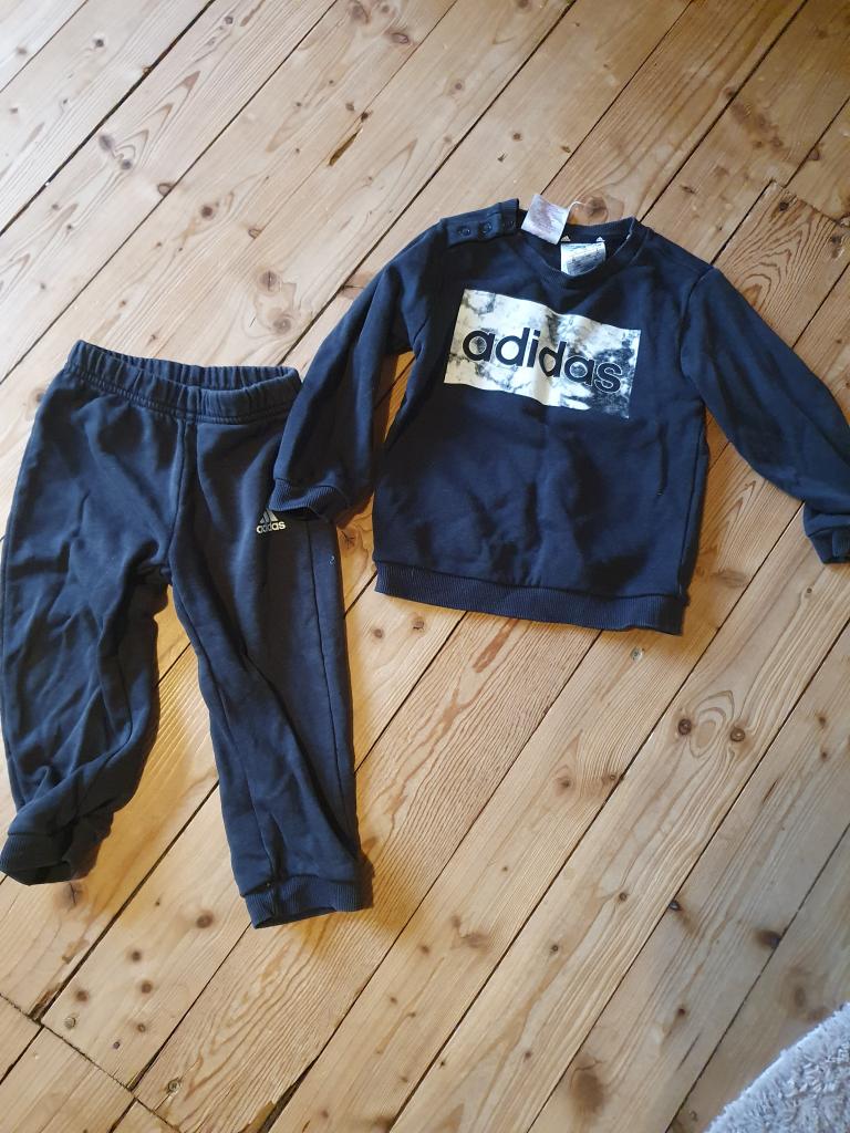 Adidas sweatsæt