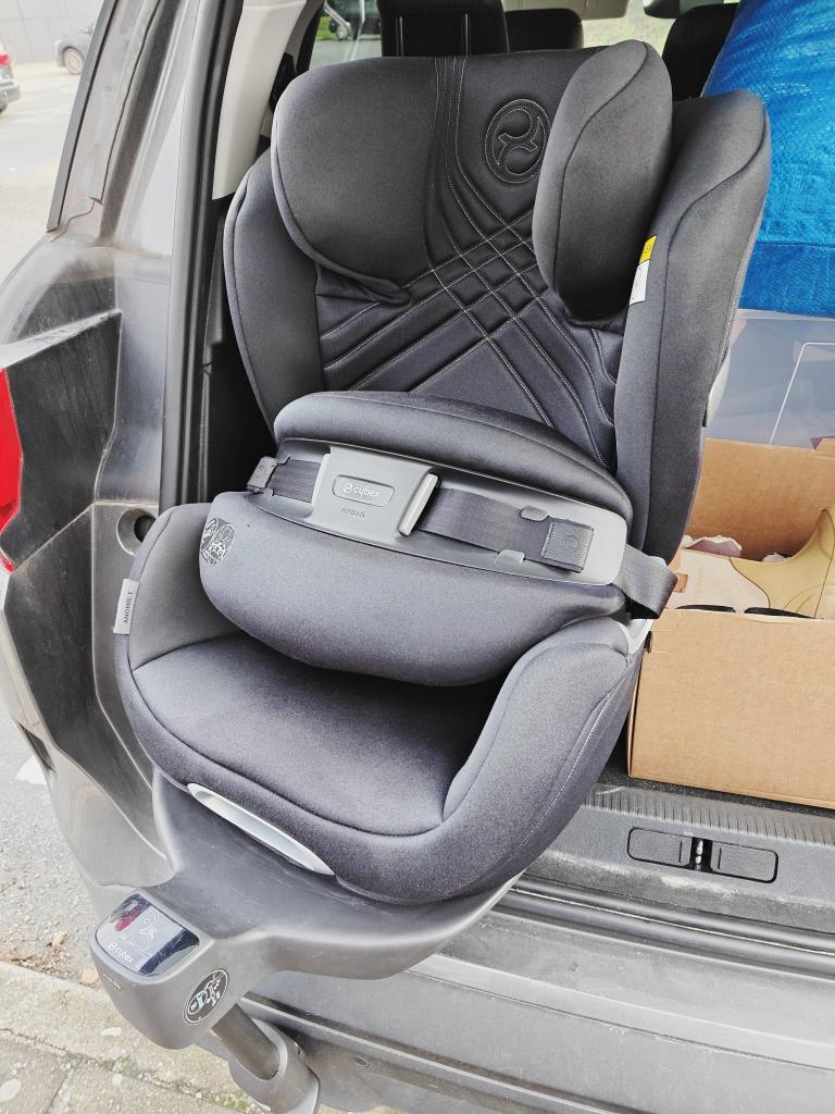 Cybex Anoris T i-size