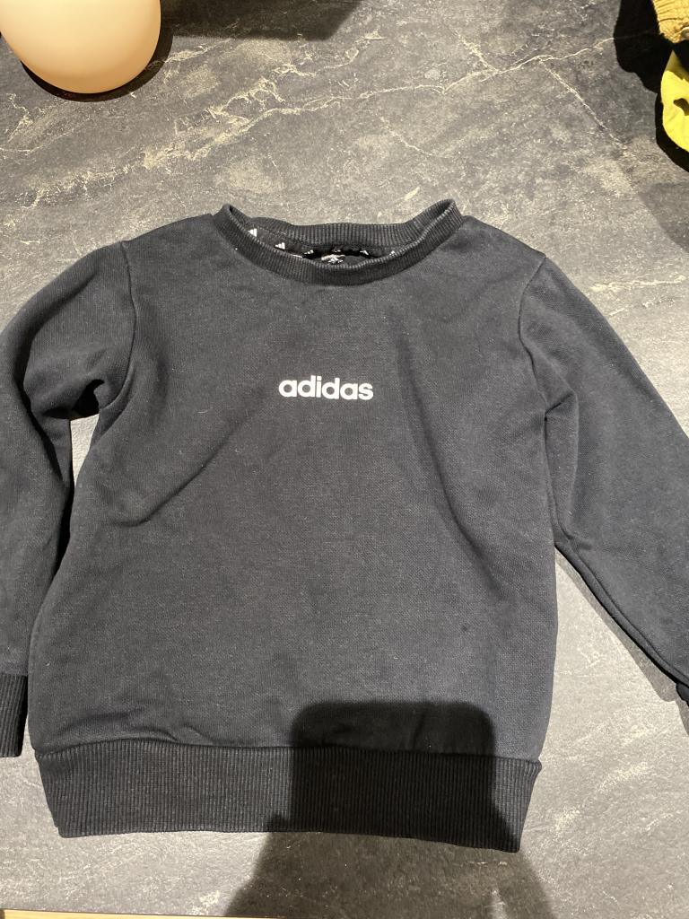 Adidas sort sweat 86