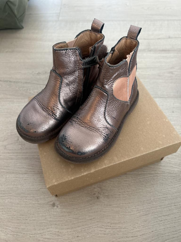 Bronzefarvede støvler