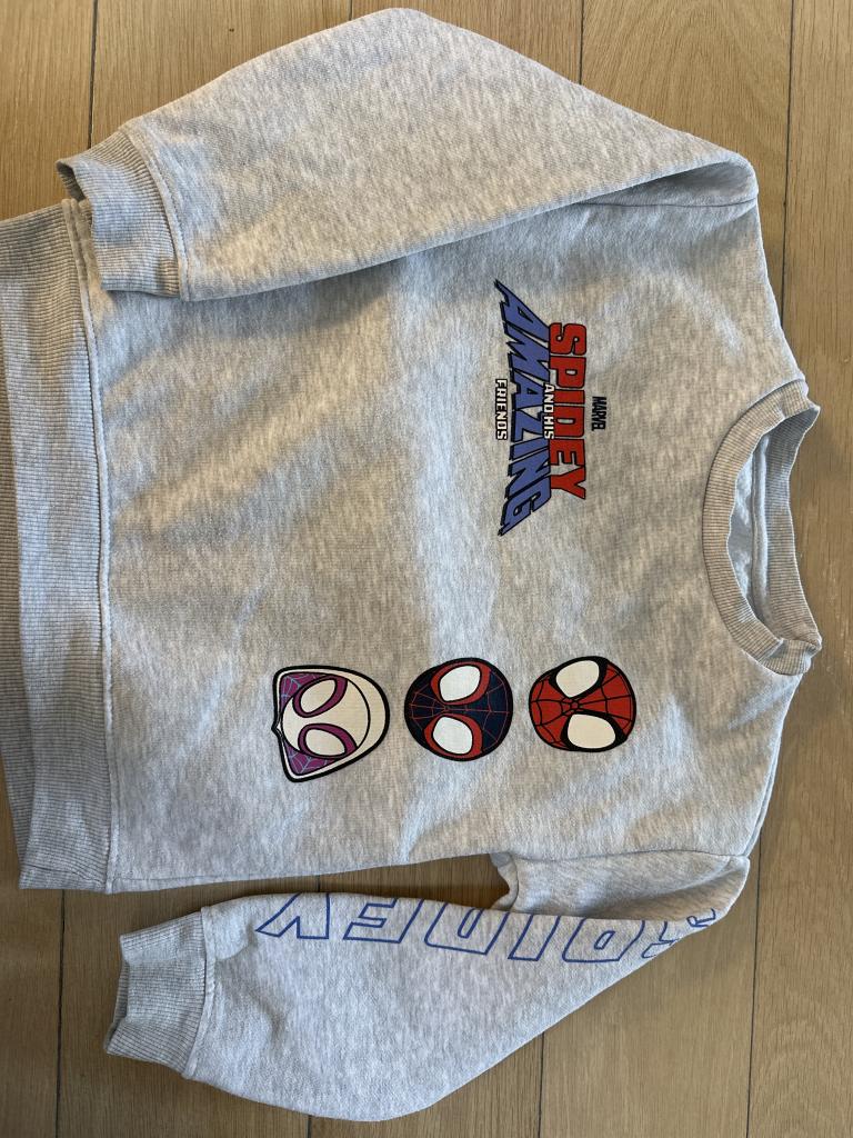 Spidey sweatshirt 110/116