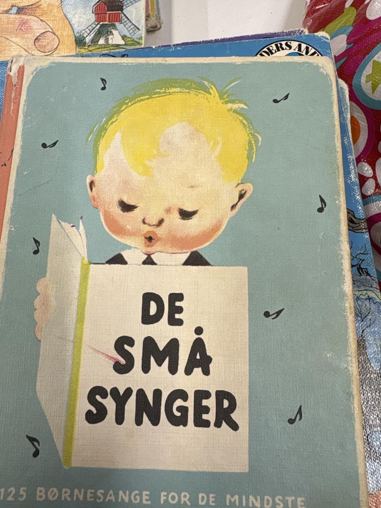 De små synger bog