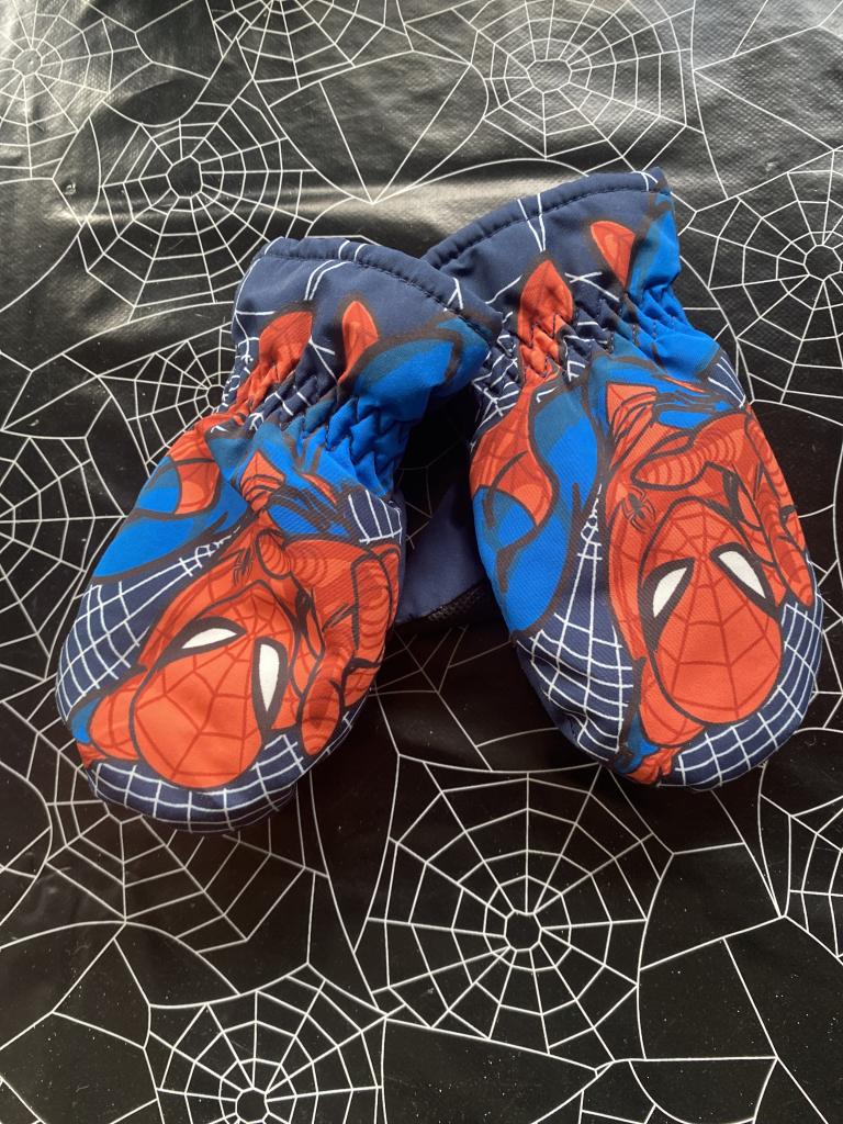 Spiders-Man vanter 92