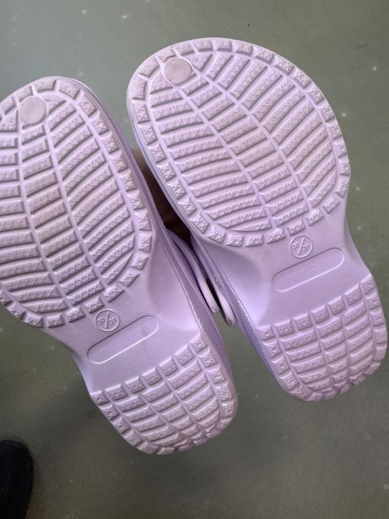 “Crocs” sko