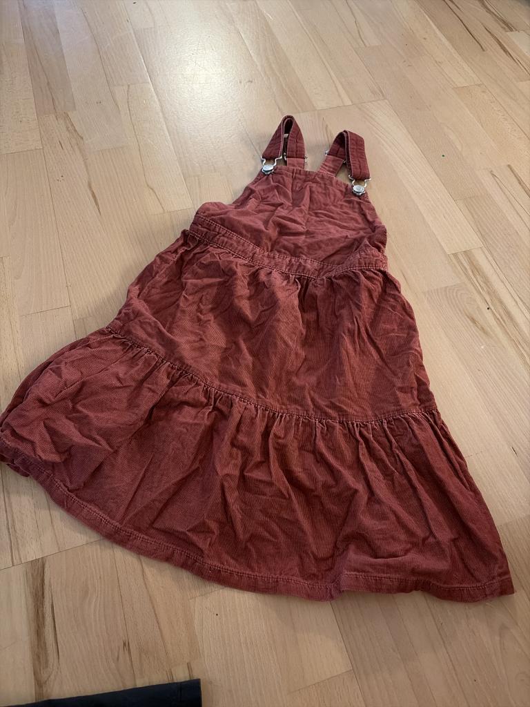 H&M fløjelskjole