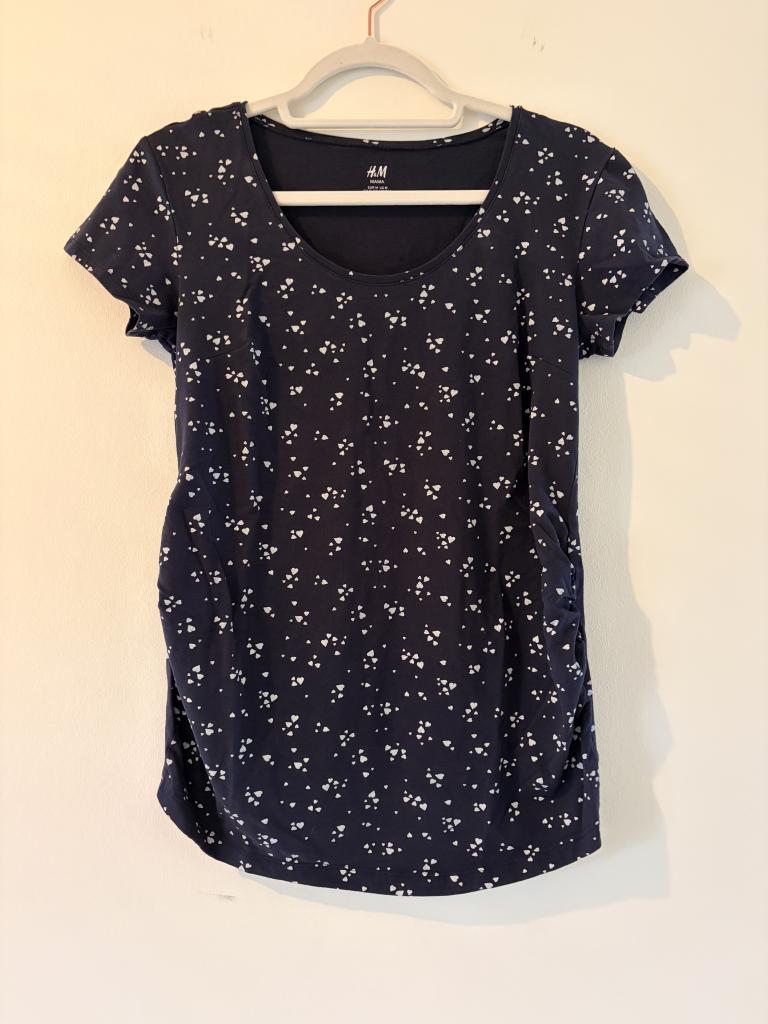 … H&M graviditetsbluse