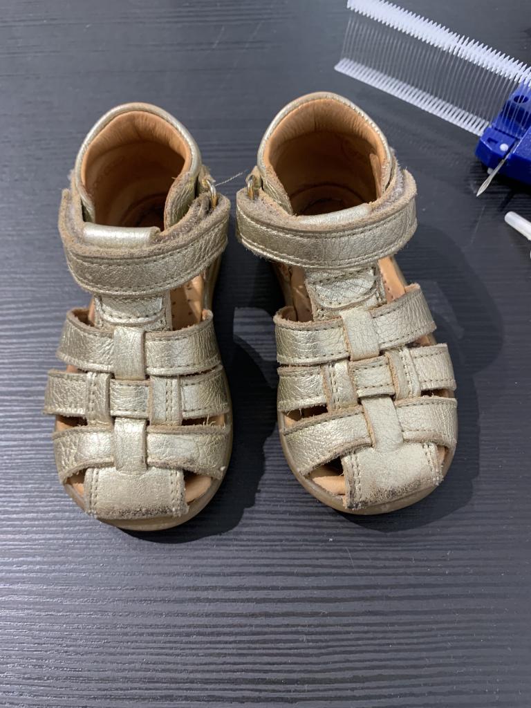 Bisgaard sandal guld 20