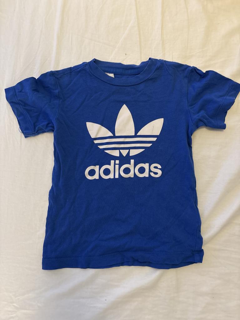 Adidas blå t-shirt, 2-3 år