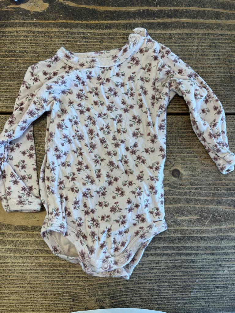 808 body blomster 62