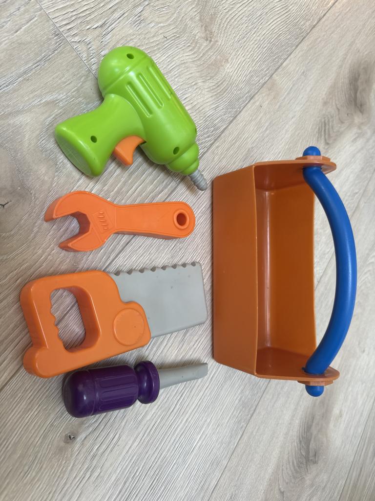 L Baby værktøjskasse